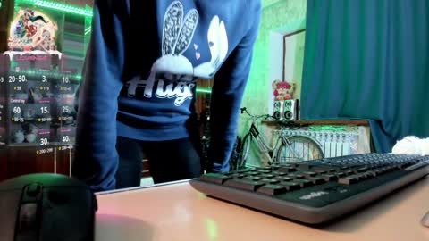 Ella online show from 12/28/24, 02:53