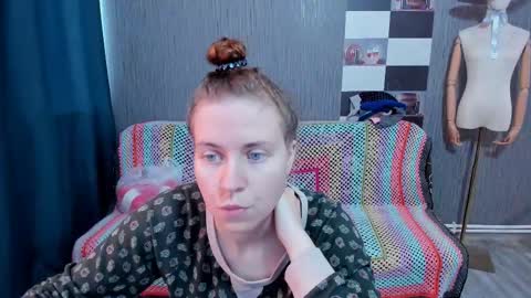 Ella online show from 11/02/25, 07:22