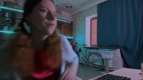 Ella online show from 06/01/26, 06:37