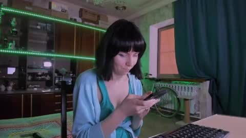Ella online show from 06/05/26, 07:25