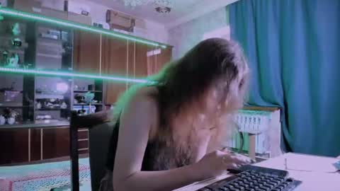 Ella online show from 07/15/26, 07:13