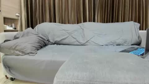 Snapshot of pablo_feet chatting on 09/29/25, 03:55 Paolo 187 84 online show from 09/29/25, 03:55