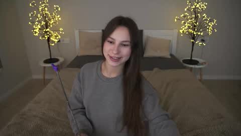 Paige online show from 10/07/25, 01:19