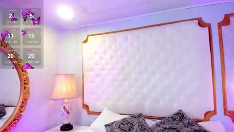 PaIIgePeach online show from 10/23/25, 07:45