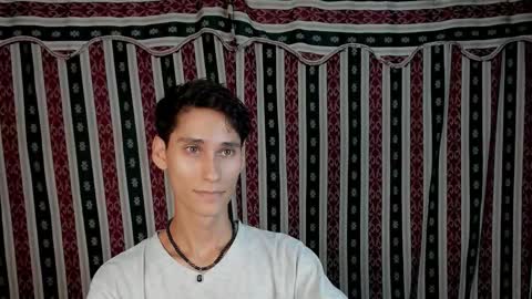 Snapshot of paimon_goetia chatting on 10/09/25, 01:25 Alexander Grigori online show from 10/09/25, 01:25