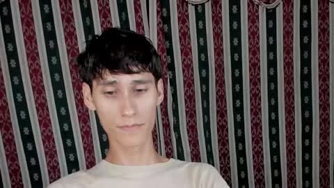 Snapshot of paimon_goetia chatting on 10/22/25, 11:59 Alexander Grigori online show from 10/22/25, 11:59