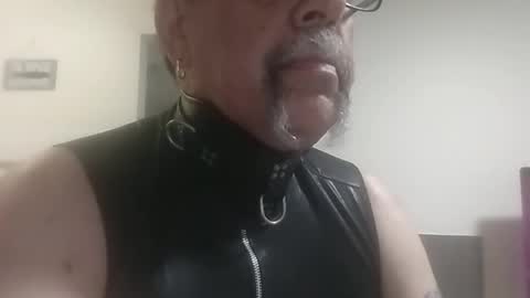 Snapshot of painboi00001 chatting on 12/14/24, 08:56 painboi00001 online show from 12/14/24, 08:56