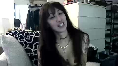 Snapshot of painful_together chatting on 10/19/25, 07:58 PerfectlyPainful online show from 10/19/25, 07:58