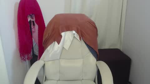 paiper online show from 12/12/24, 11:29