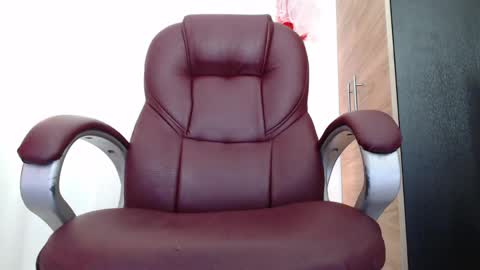 paiperhalliwey online show from 05/30/26, 05:21