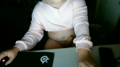 Snapshot of pale_prince67 chatting on 07/12/26, 05:20 pale_prince67 online show from 07/12/26, 05:20