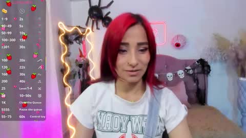 Snapshot of palmerfox_tay chatting on 10/26/25, 03:34 palmerfox_tay online show from 10/26/25, 03:34