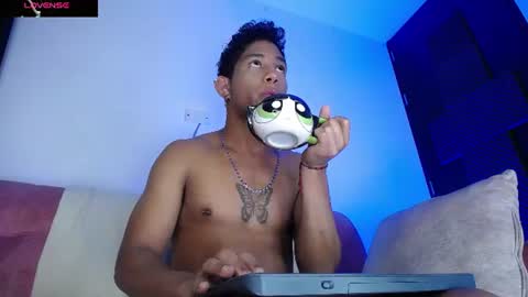 Palo Santo online show from 07/04/26, 07:47