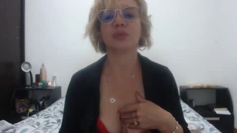 paloma online show from 02/12/25, 02:35
