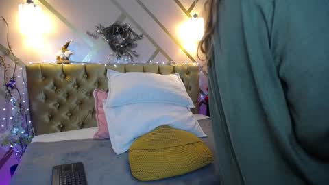 Paloma  online show from 12/11/24, 04:28
