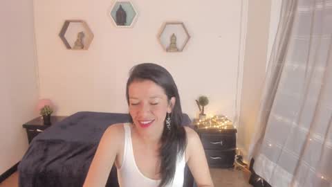 Paloma  online show from 01/15/25, 08:58