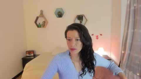 Paloma  online show from 06/13/26, 08:29