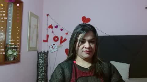 pamela_echeverria online show from 05/13/26, 11:07