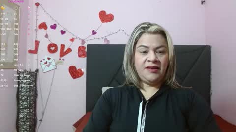 pamela_echeverria online show from 05/20/26, 11:05