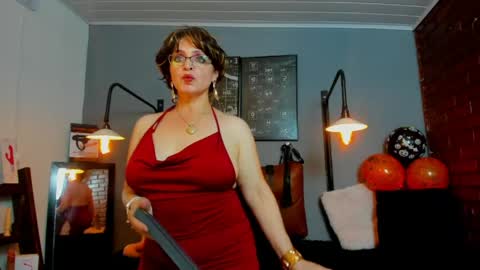 pamela_mature41 online show from 05/06/26, 02:19