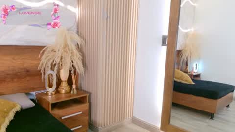 pamelaa_dior online show from 06/10/26, 04:17