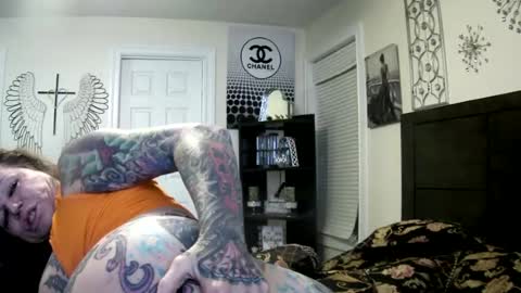 PAMELA GUNNS online show from 05/27/26, 02:19