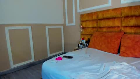 Snapshot of pamelamendez_1 chatting on 02/13/26, 05:03 pamelamendez_1 online show from 02/13/26, 05:03