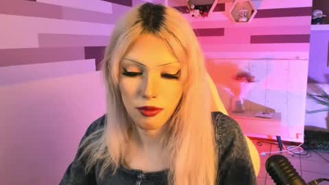 Pamelamy online show from 12/25/24, 01:09