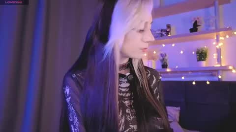 Diana online show from 05/26/26, 03:19