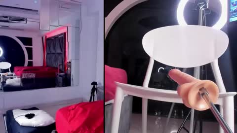 Snapshot of pamelawhiite_ chatting on 10/22/25, 03:51 Pamela online show from 10/22/25, 03:51