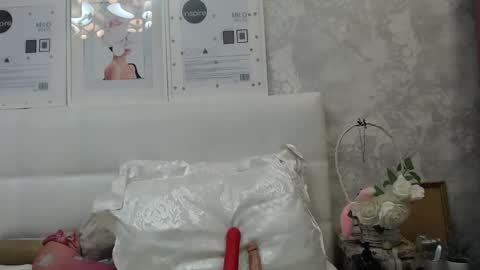 Snapshot of pamella_007 chatting on 11/05/25, 12:27 Pamella online show from 11/05/25, 12:27