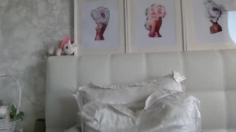 Pamella online show from 06/27/26, 12:22