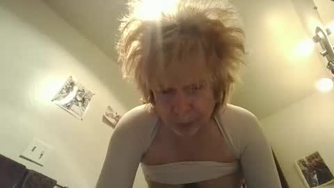 paminpantyhose online show from 10/07/25, 06:16