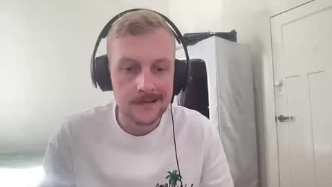 Pancakeroll online show from 01/01/25, 05:54