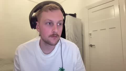 Pancakeroll online show from 01/01/25, 10:32