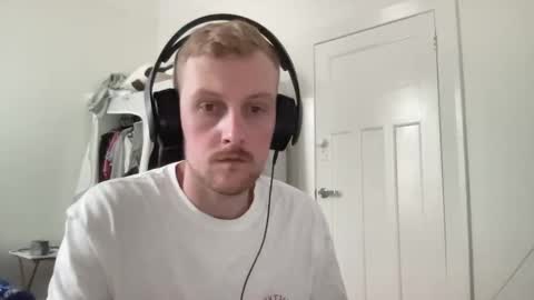 Pancakeroll online show from 02/10/25, 03:57