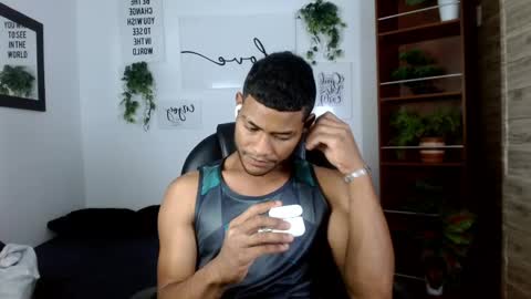 Snapshot of pandablack18 chatting on 06/04/26, 03:23 pandablack18 online show from 06/04/26, 03:23