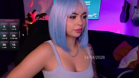 Snapshot of pandorabeker chatting on 04/14/26, 11:22 online show from 04/14/26, 11:22