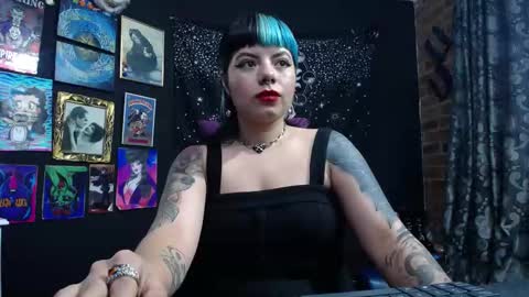       online show from 03/04/25, 08:16