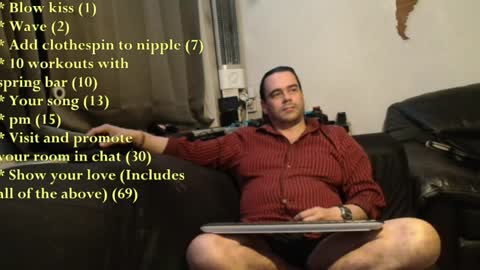 Snapshot of pannenkoekenkeizer chatting on 04/01/26, 03:29 Chris online show from 04/01/26, 03:29