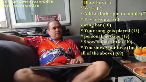 Snapshot of pannenkoekenkeizer chatting on 05/08/26, 09:36 Chris online show from 05/08/26, 09:36