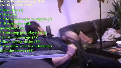 Snapshot of pannenkoekenkeizer chatting on 05/17/26, 10:06 Chris online show from 05/17/26, 10:06