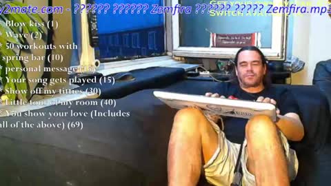 Snapshot of pannenkoekenkeizer chatting on 06/08/26, 08:31 Chris online show from 06/08/26, 08:31