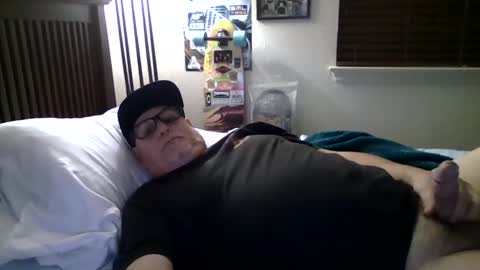 Snapshot of panos678442 chatting on 09/21/25, 02:57 panos online show from 09/21/25, 02:57