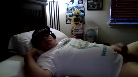 Snapshot of panos678442 chatting on 10/19/25, 09:26 panos online show from 10/19/25, 09:26