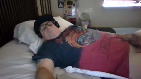 Snapshot of panos678442 chatting on 10/29/25, 04:53 panos online show from 10/29/25, 04:53