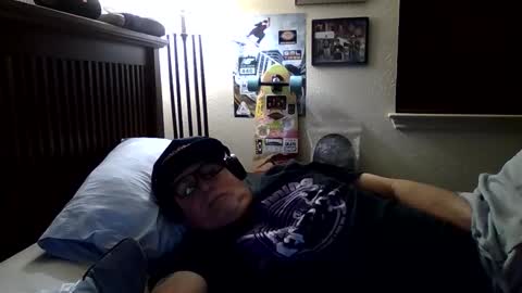 panos online show from 11/24/25, 12:27