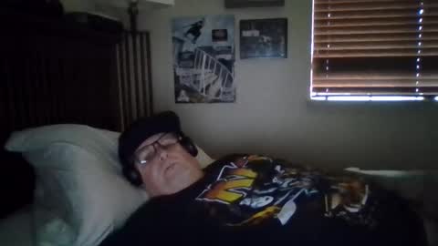 Snapshot of panos678442 chatting on 05/17/26, 03:52 panos online show from 05/17/26, 03:52