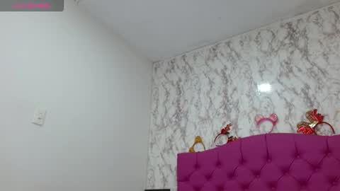 Snapshot of pantera_white chatting on 04/11/26, 08:02 pantera_white online show from 04/11/26, 08:02