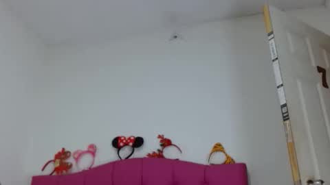 Snapshot of pantera_white chatting on 04/29/26, 01:48 pantera_white online show from 04/29/26, 01:48